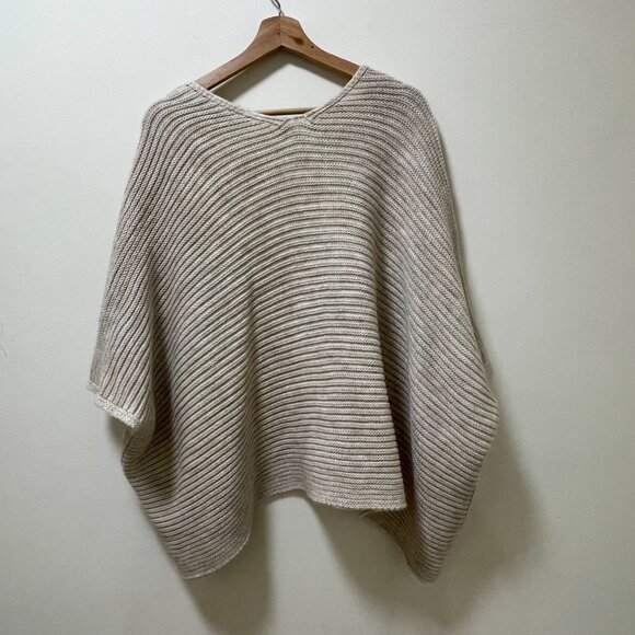 COCOGIO Kimono Poncho Sweater sz O/S - Picture 7 of 8